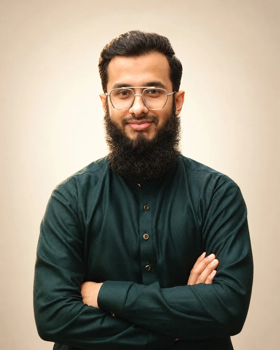 Abdul Rafey, founder of Shaikh Islamic Academy, in a dark green kurta